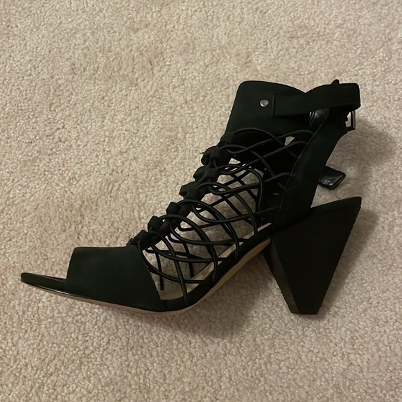 Vince Camuto black heels - Worn once!!! - Picture 3 of 6